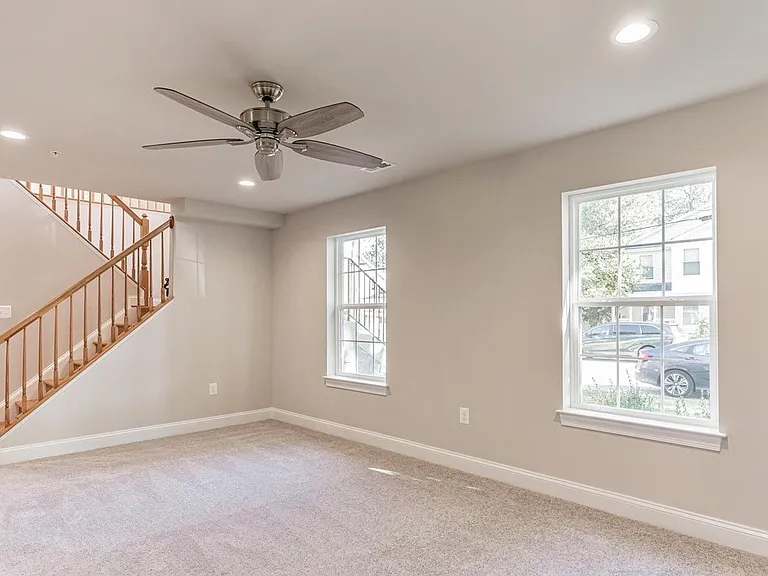 8916 Erie Ave — Photo 31