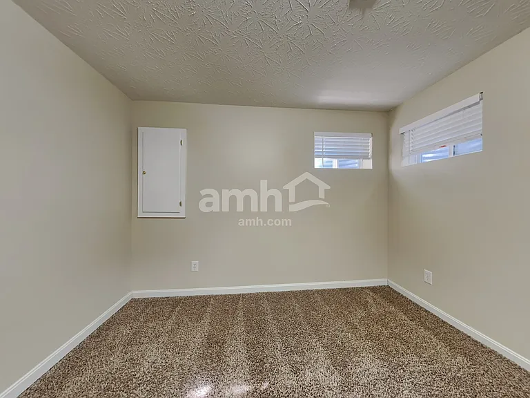 6259 Castle Oak Dr — Photo 17