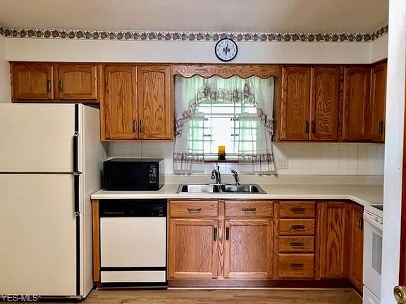 4th image of 712 W Fernwood Dr