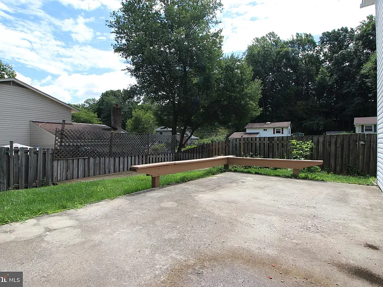 6215 Gemini Ct — Photo 25