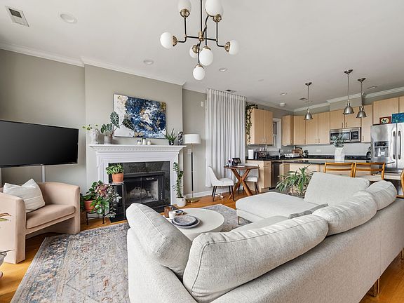 2nd image of 616 N May St #B