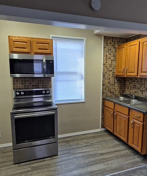 724 E North St #1/2 — Photo 9