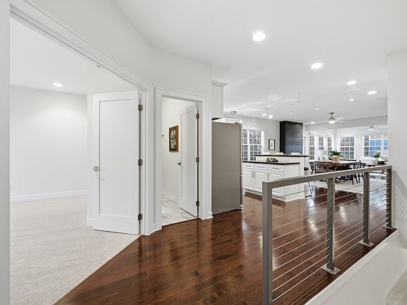 3rd image of 16387 Boston Commons Cir