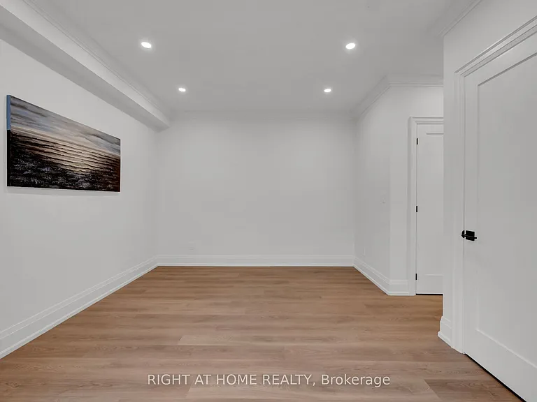 819 Fairview Ave — Photo 45
