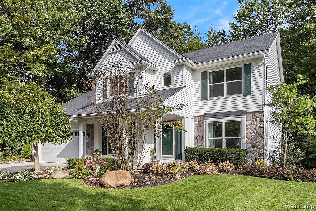 5022 Waldon Woods Dr, Commerce Township, MI 48382 Zillow