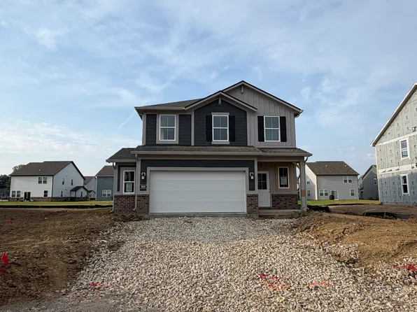 909 Drummond Ct, Greenwood, IN 46143