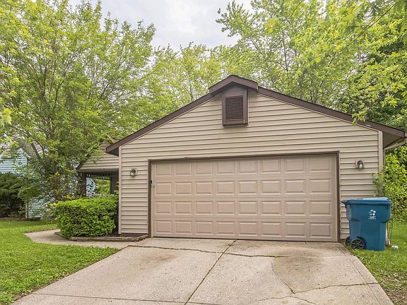 3rd image of 11114 Wismar Dr