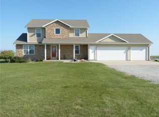 1801 Elk Horn Trl, Pella, IA 50219