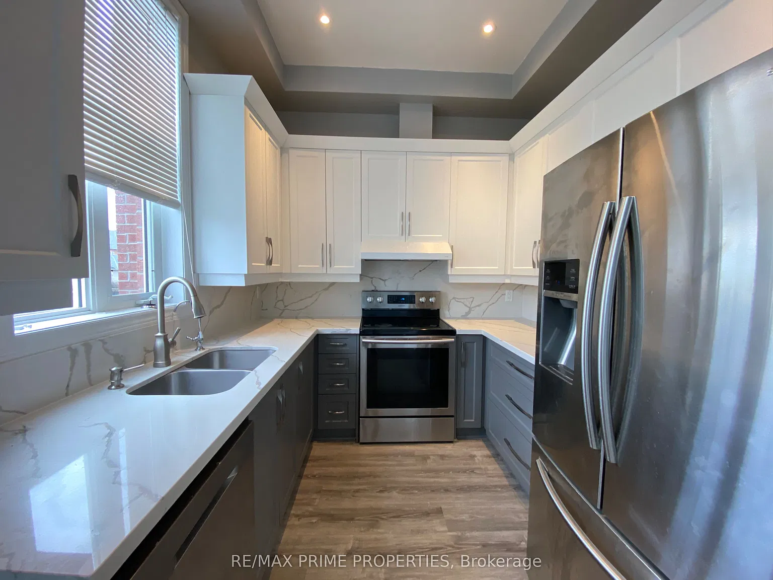 3 bed, $2,950 — Photo 3