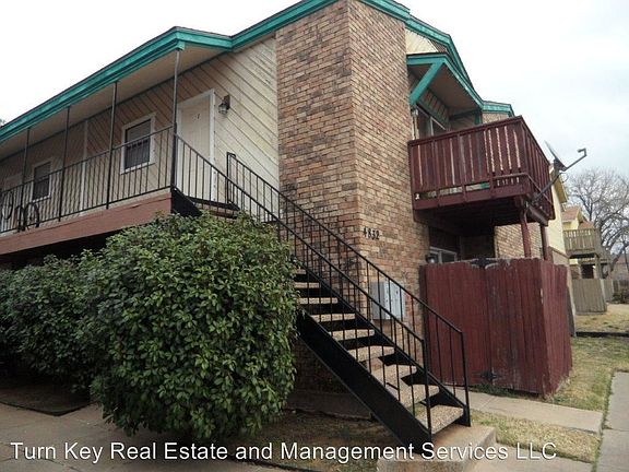 2nd image of 4832 Wellesley Ave APT A