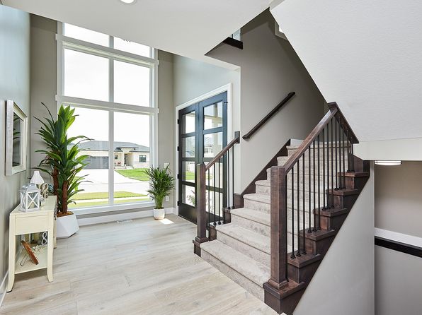 80 NW Alderleaf Dr, Waukee, IA 50263