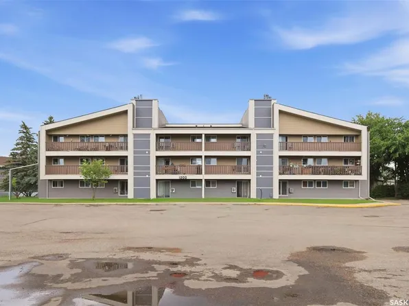 UNIT 1225-425 115th STREET E, Saskatoon, SK S7N 2E5