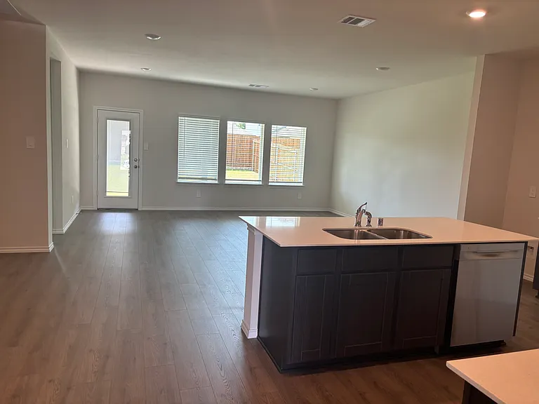 4005 Oakcrest Ln — Photo 25