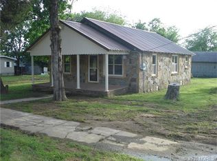 309 E Broadway St, Kinta, OK 74552