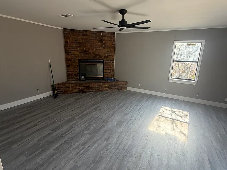 158 Chickadee Ln — Photo 2