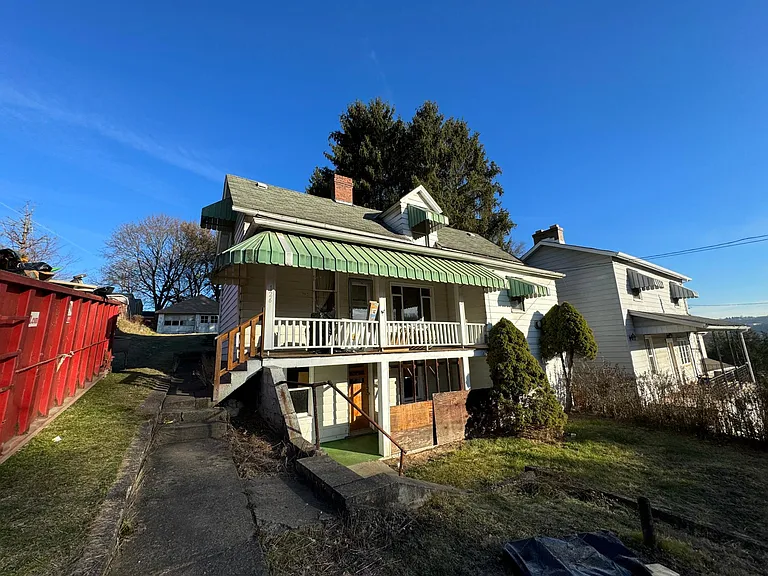 126 Patterson St — Photo 3