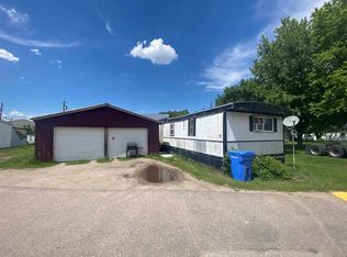 3207 S 12th St TRAILER 81, Norfolk, NE 68701