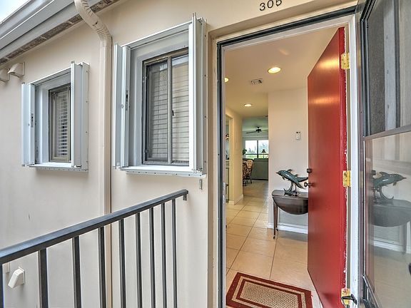 4th image of 6165 S Mirror Lake Dr APT 305
