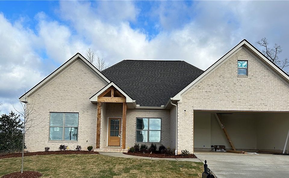 1st image of 13918 Margaret Way