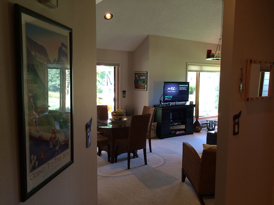 Entry way to living room