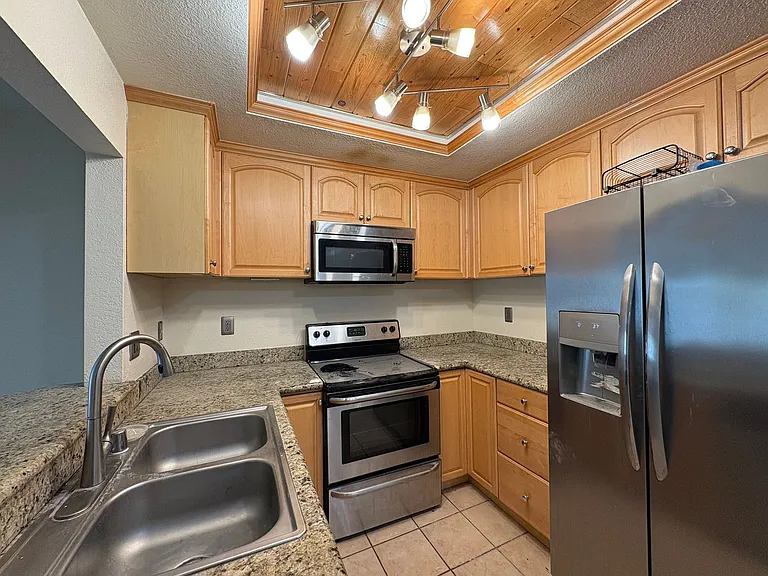 2930 Broadway #50 — Photo 13