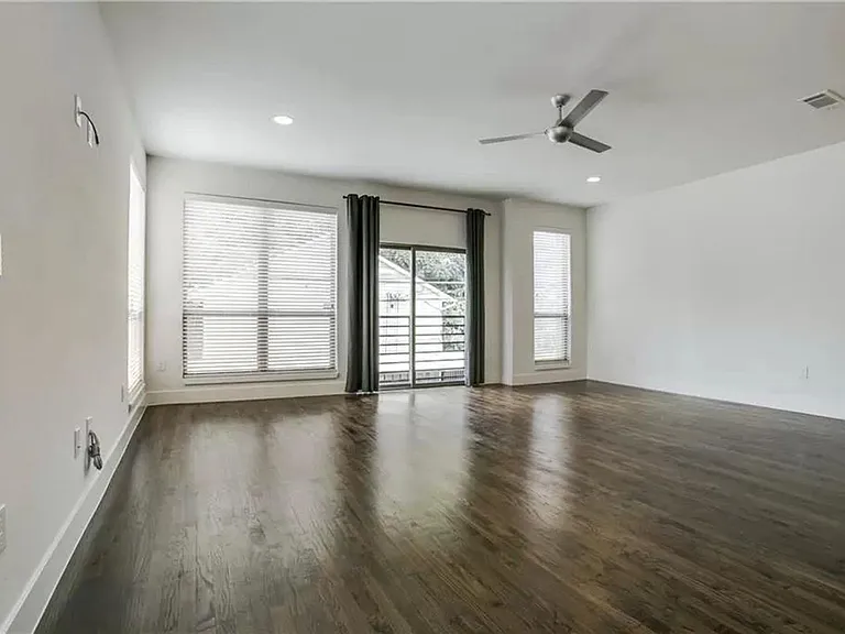 4303 Cole Ave — Photo 6