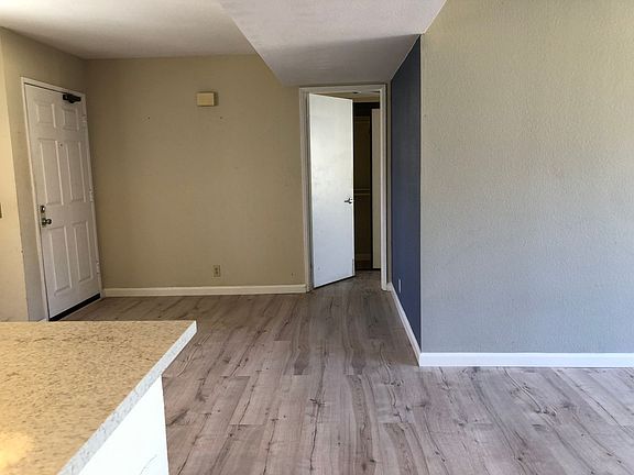 4th image of 4545 Arizona St APT 212