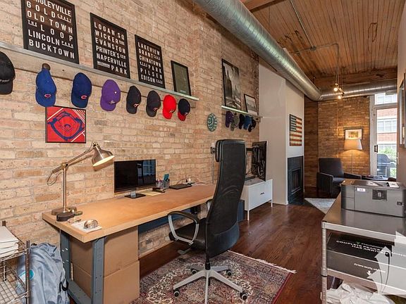 4th image of 2333 W Saint Paul Ave #333JC