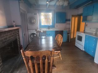 209 W Main St #A, Floyd, VA 24091