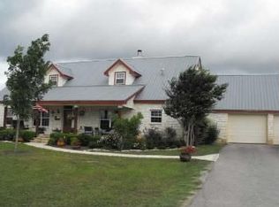 2110 Fm 1704, Elgin, TX 78621