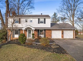 123 Highland Dr, Mcmurray, PA 15317