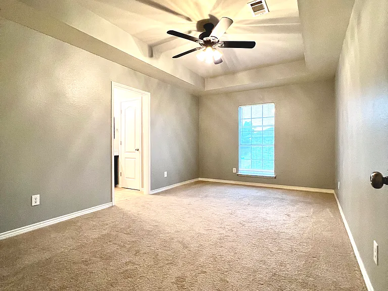 1042 Fireside Dr — Photo 19