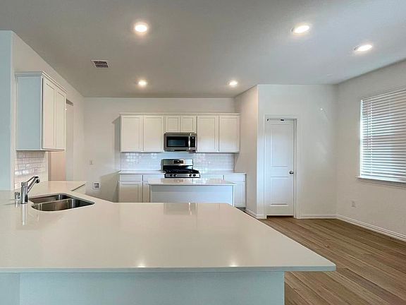 2nd image of 14765 Mainstay Way