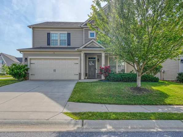 801 Deepwood Ct, Boiling Springs, SC 29316