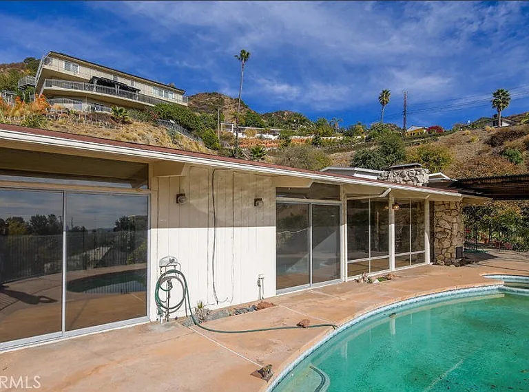 1300 Paseo Redondo — Photo 17