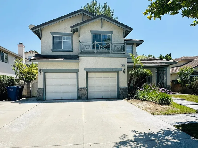 26253 King Edwards Dr — Photo 2