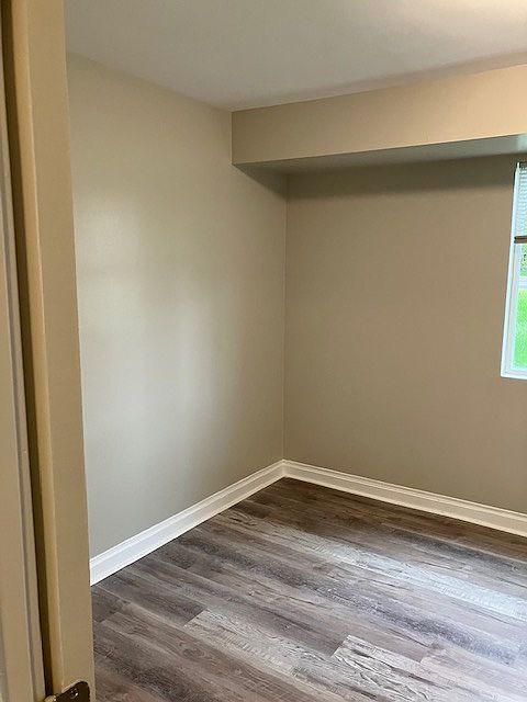 1st image of 1105 Evans Ave #2B
