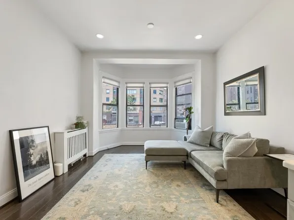 40 Saint Botolph St Unit 42-42-42, Boston, MA 02116