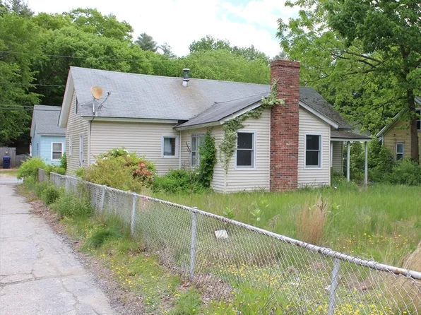 3 Ledge St, Sutton, MA 01590