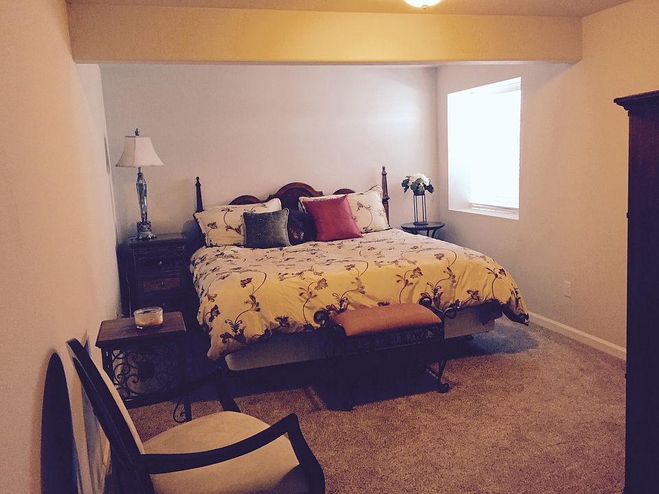 Downstairs bedroom