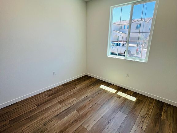 2nd image of 2253 Monferrato St #2