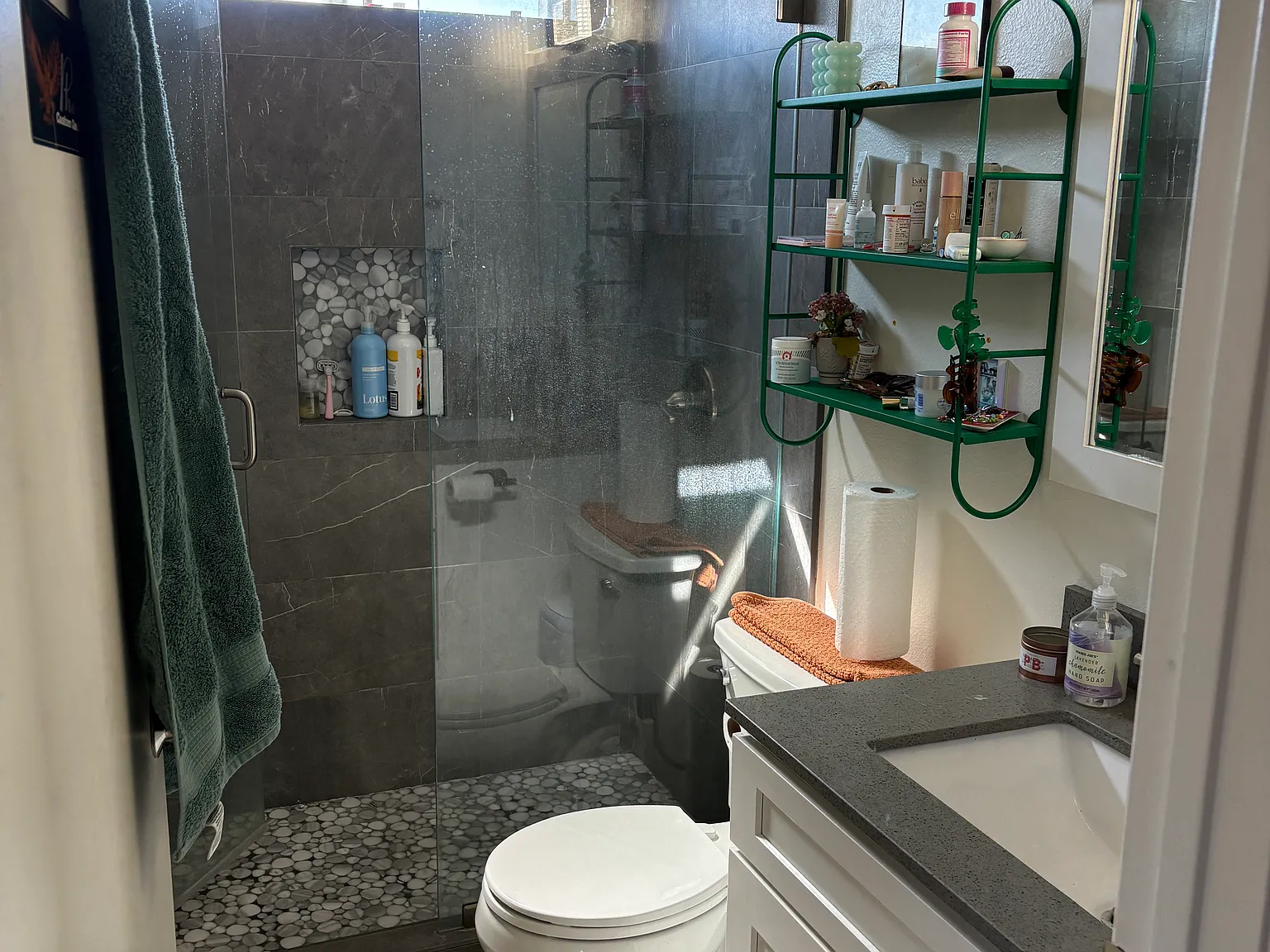 577 Park Dr — Photo 4