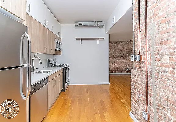 5th image of 618 Bushwick Ave APT 216