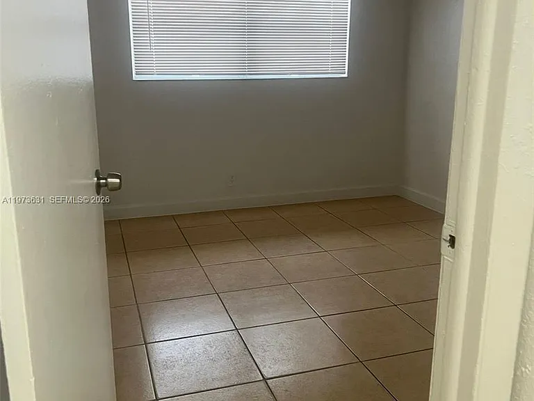 919 NW 2nd Ave #1 — Photo 15