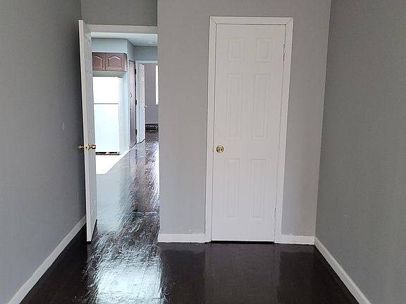 4th image of 3541 Barnes Ave Floor 3