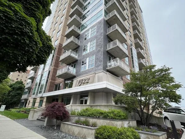 1522 North Prospect AVENUE #1705, 1706, Milwaukee, WI 53202