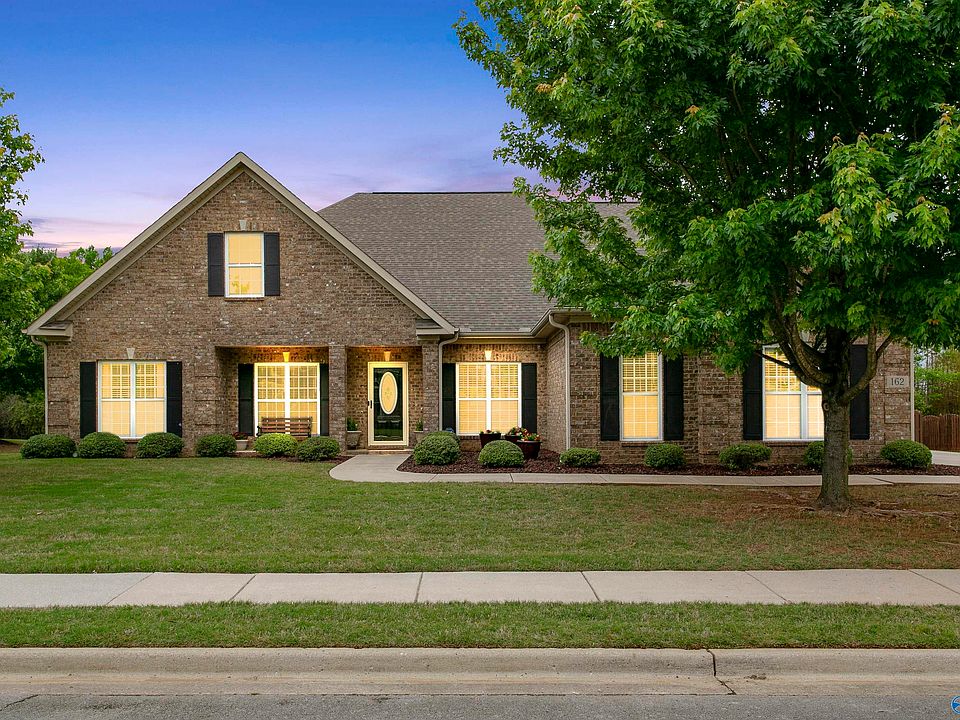 1st image of 162 Rainbow Glen Cir