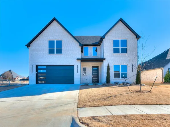 4824 Pont Neuf Rd, Edmond, OK 73034