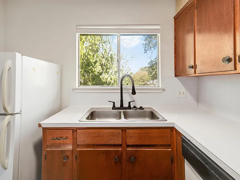 509 Cedar Dr #206 — Photo 7