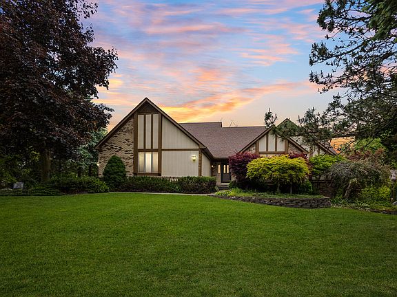 2nd image of 38585 Horton Dr